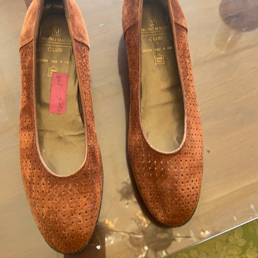 Brand new Bruno magli shoes, manufacturer size 8 but runs small more like 7